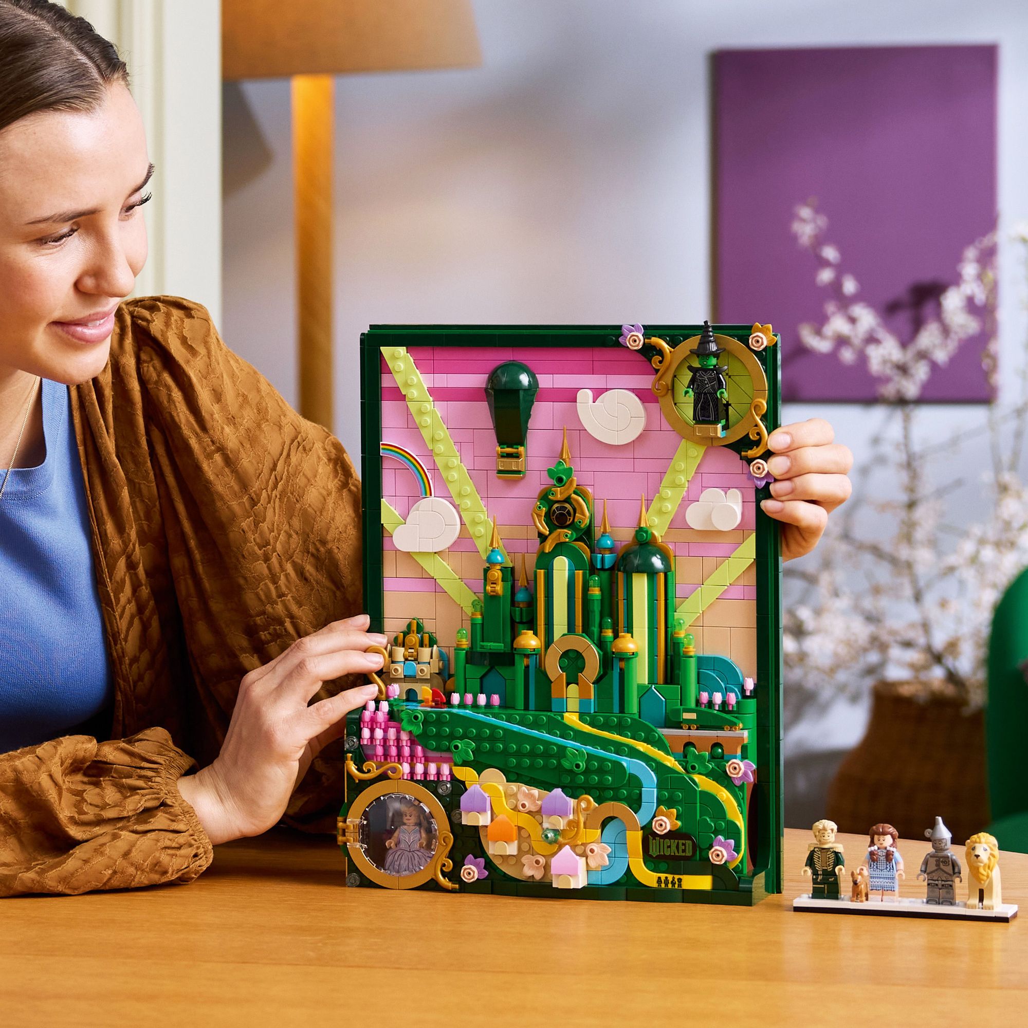 LEGO Wicked Emerald City Wall Art 75685