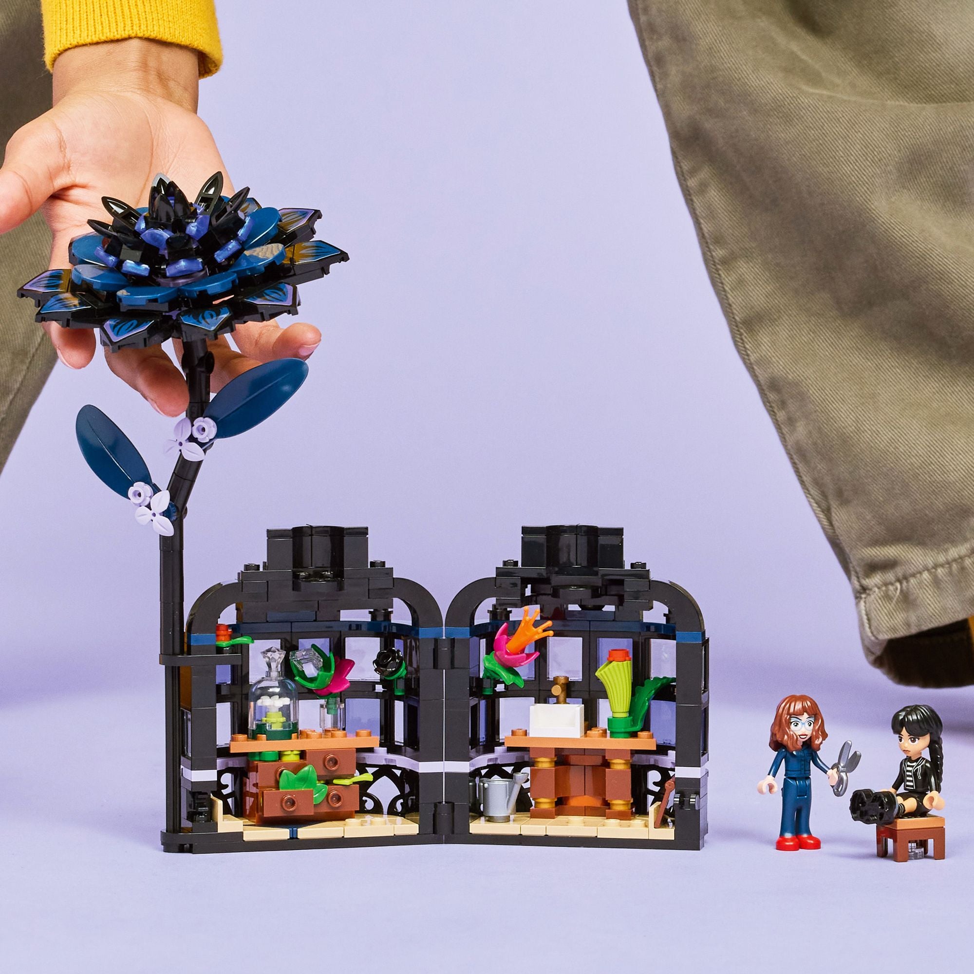 LEGO Wednesday Black Dahlia Flower 76784
