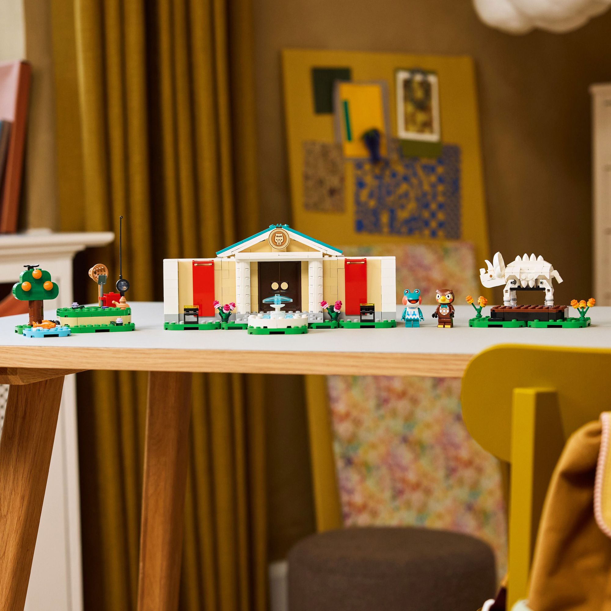 LEGO Animal Crossing Blathers's Museum Collection 77056