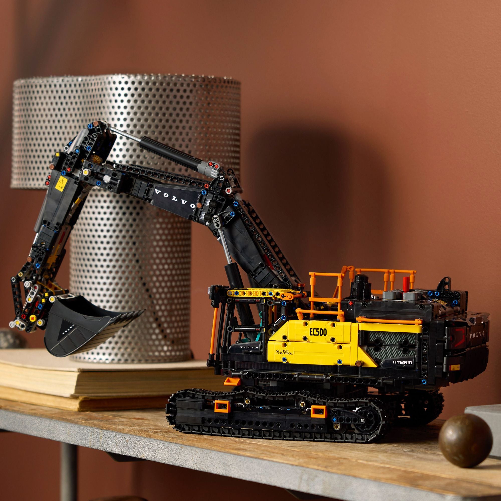 LEGO Technic Volvo EC500 Hybrid Excavator 42215
