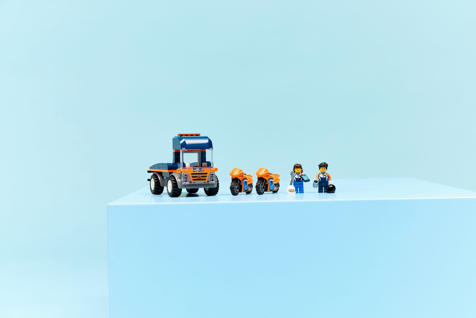 LEGO City Motorcycle Transporter 60491