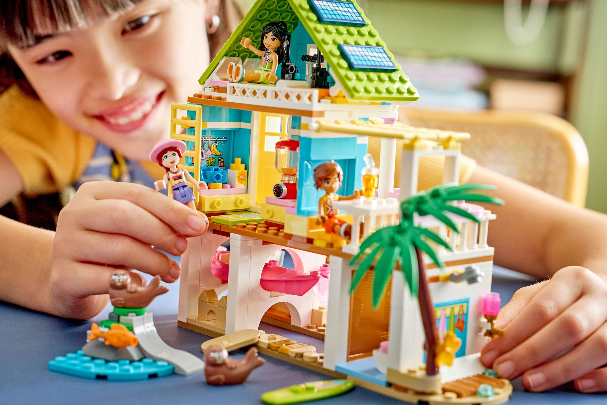 LEGO Friends Beach House with Seals 42699