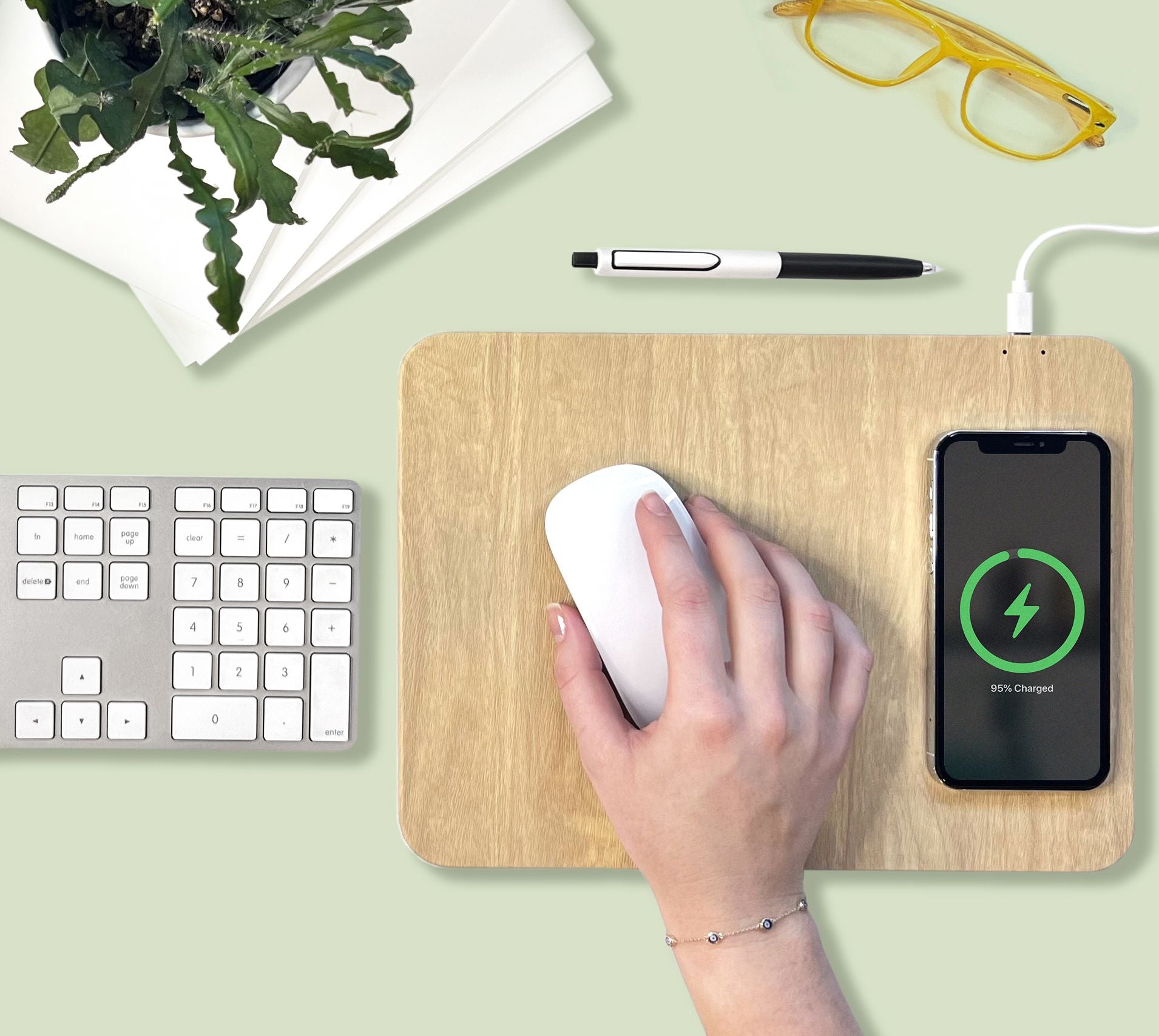 Power Pad Qi Charger Mouse Pad