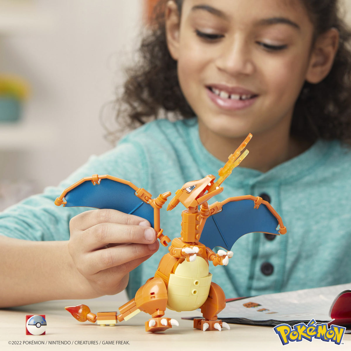 Mega Contrux Pokemon Charizard