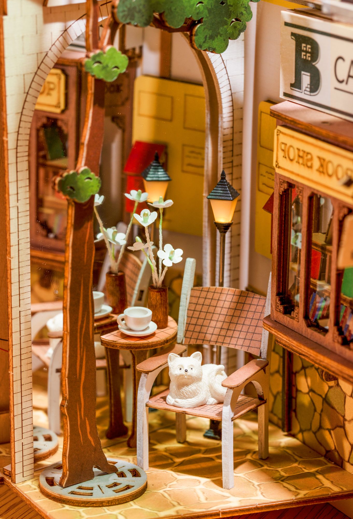 DIY Book Nook Sunshine Town