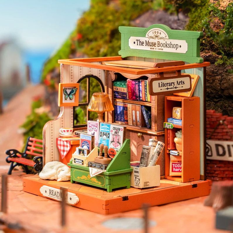 DIY Miniature House Muse Bookshop