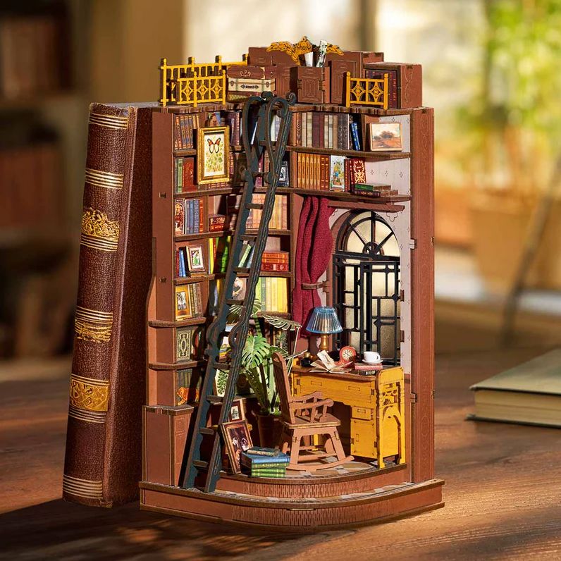 DIY Book Nook Silent Corner Study