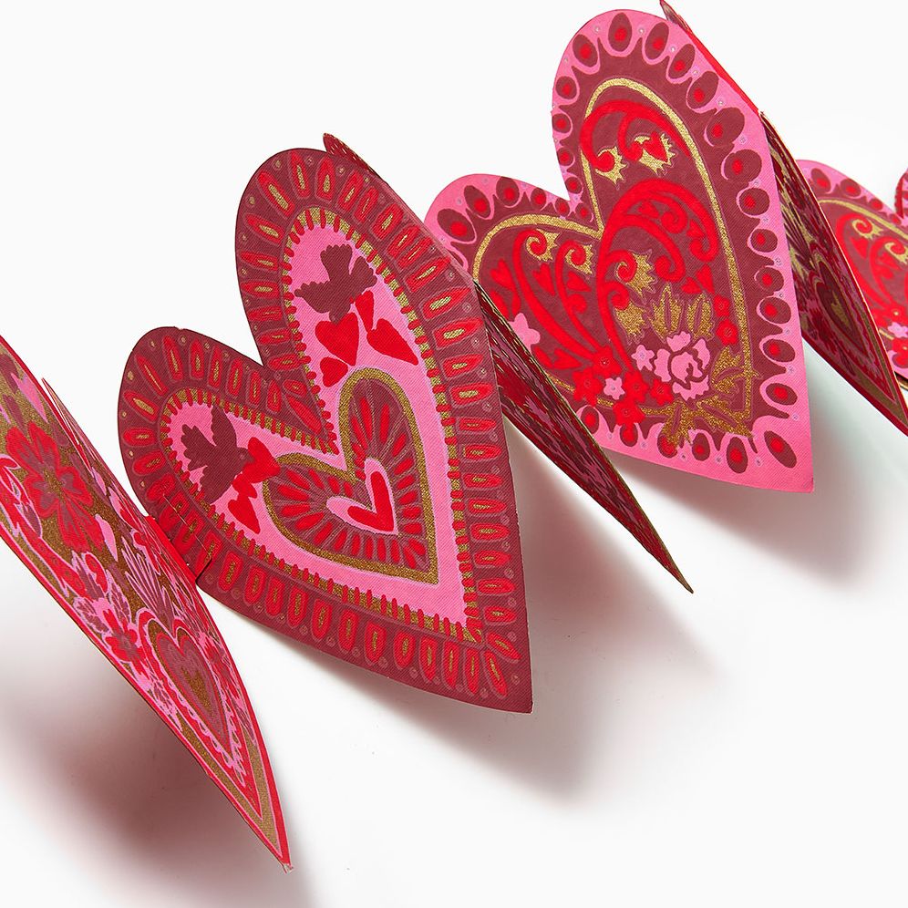 Vintage Hearts Paper Banner