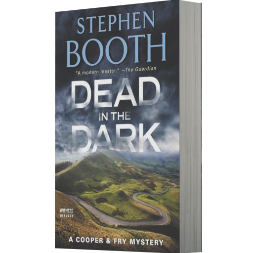 Dead in the Dark: A Cooper & Fry Mystery