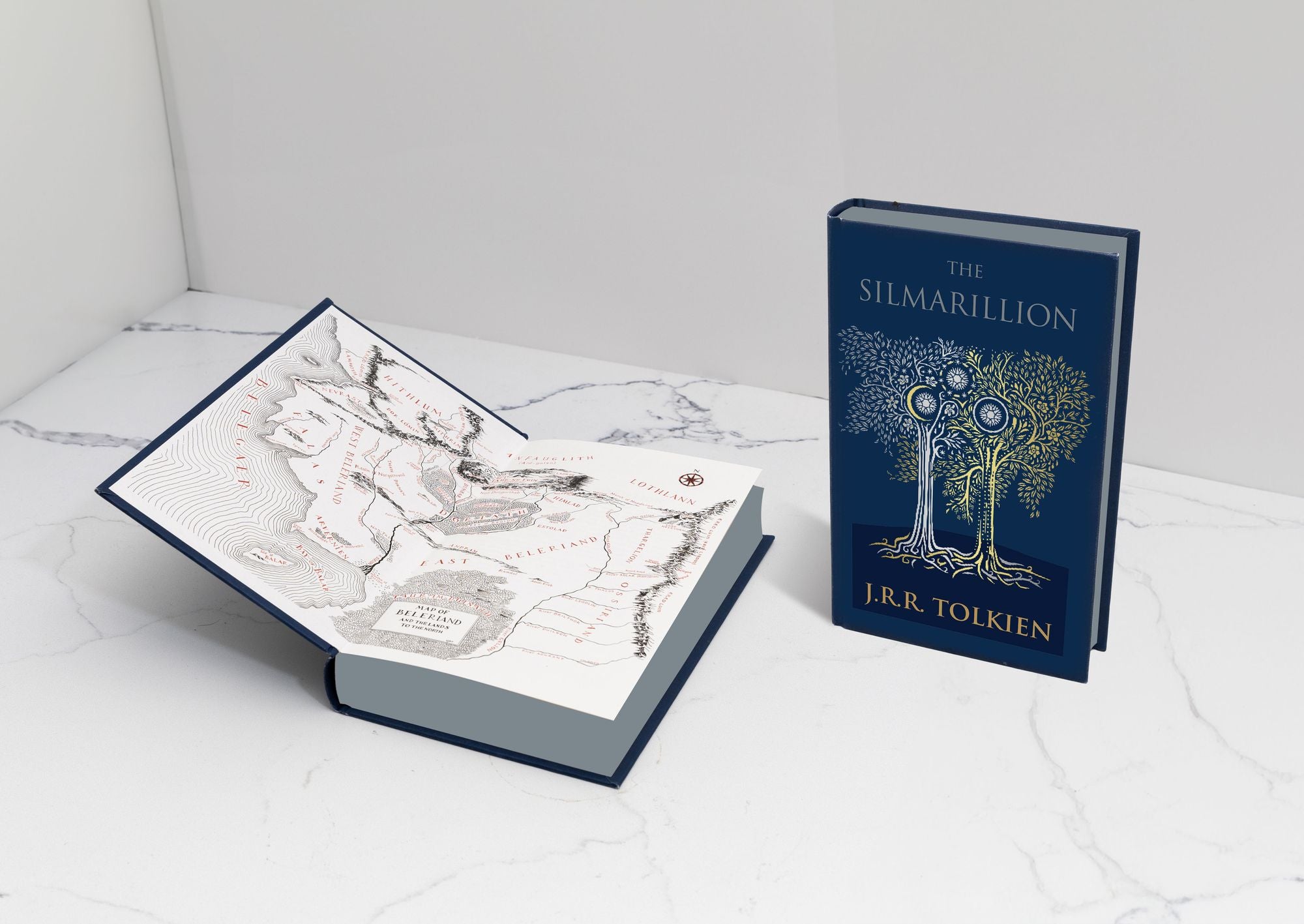 The Silmarillion Collector's Edition: Illustrated by J.R.R. Tolkien