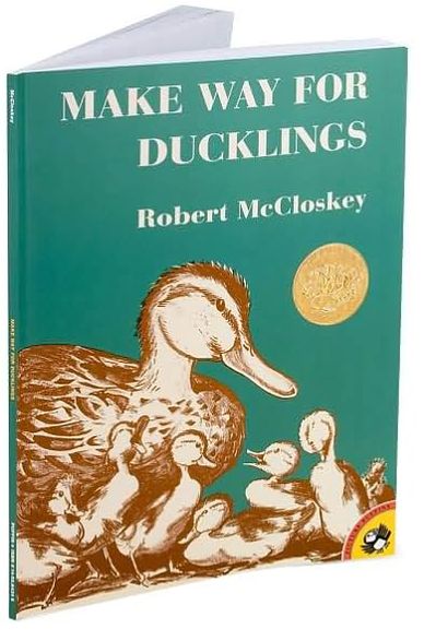 Make Way for Ducklings (Caldecott Medal Winner)