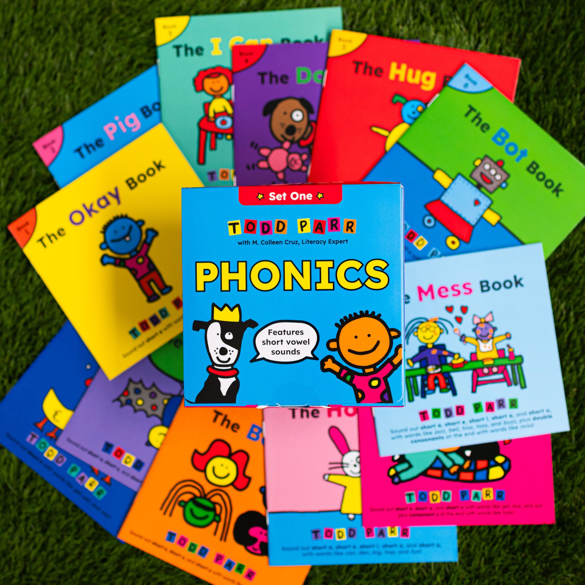 Todd Parr Phonics: Set One: Short Vowel Sounds (12 Books for New Readers)
