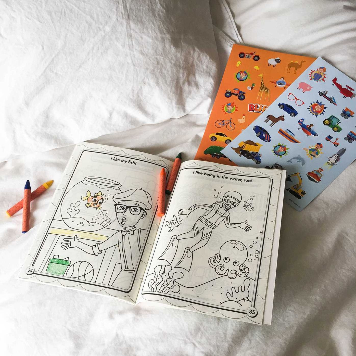 Blippi: I Like That! Coloring Book with Crayons: Blippi Coloring Book with Crayons