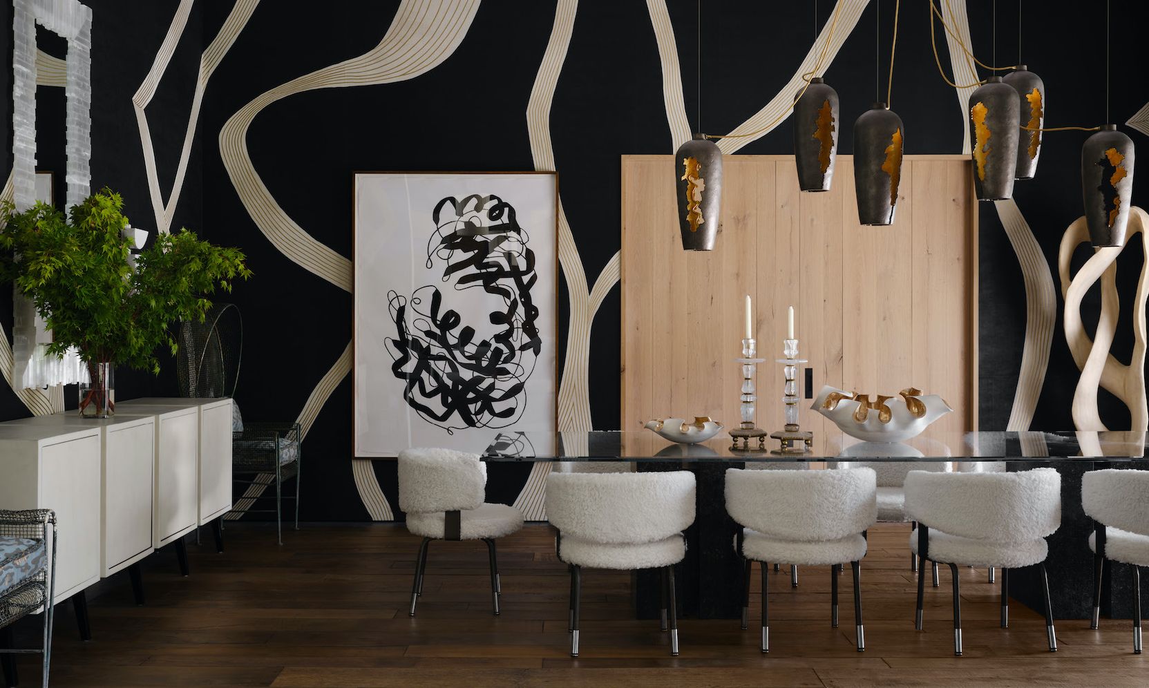 The Refined Home: Sheldon Harte - California-based interior designer demonstrates that true luxury lies in a mix of form, function, and artisanship