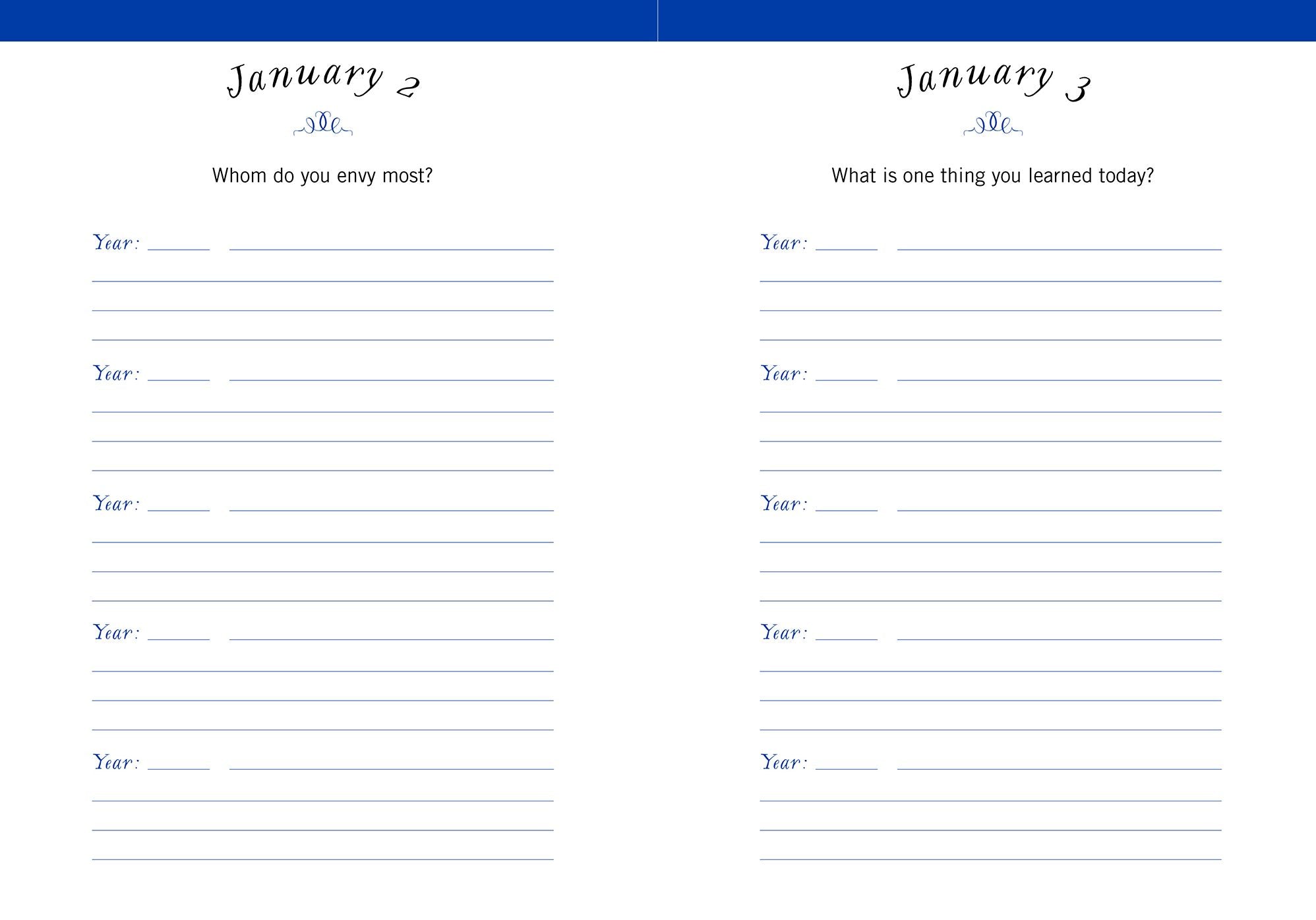 One Question a Day (Navy): A Five-Year Journal: A Personal Time Capsule of Questions and Answers