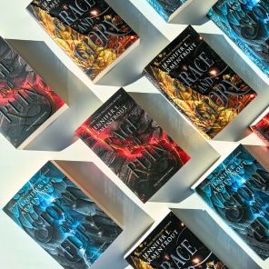 Grace and Glory: A Heartstopping Romantasy with Angels, Demons, Gargoyles and Unbreakable Bonds