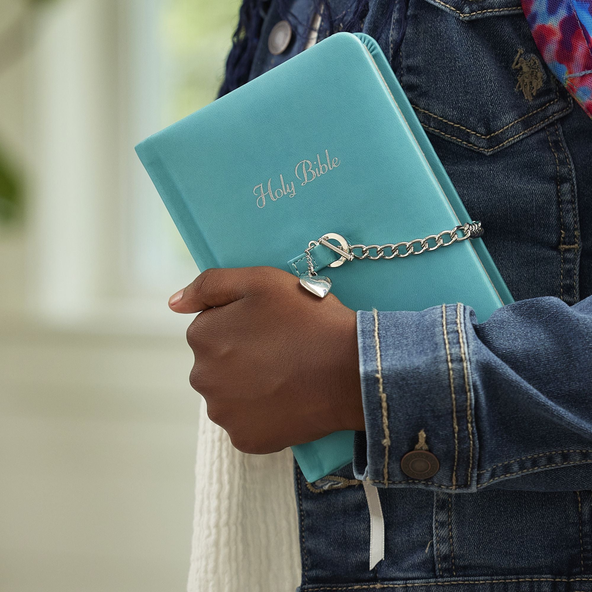 NKJV, Simply Charming Bible, Hardcover, Blue: Charm Bible Blue Edition