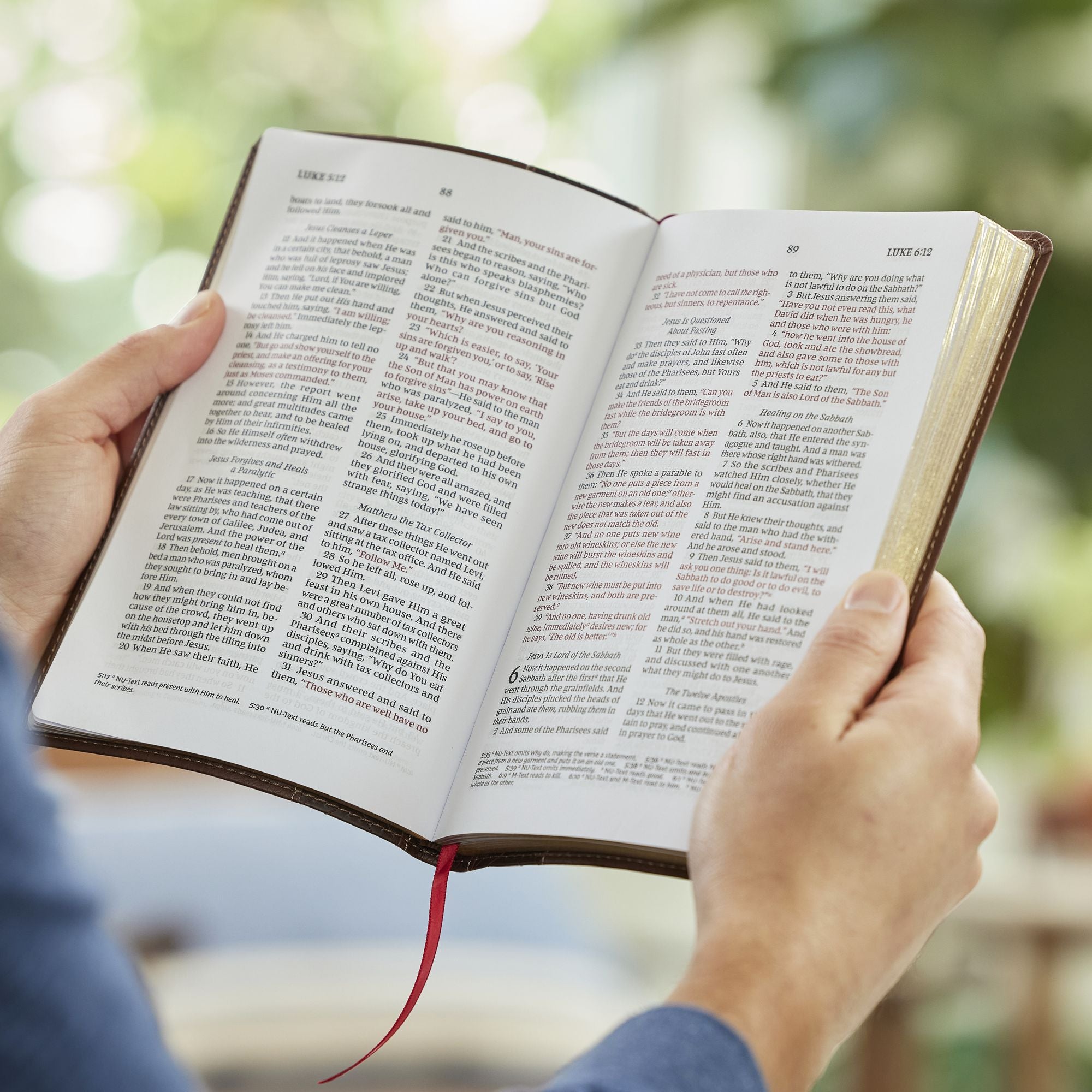 NKJV, Personal Size New Testament, Black Genuine Leather, Red Letter, Comfort Print