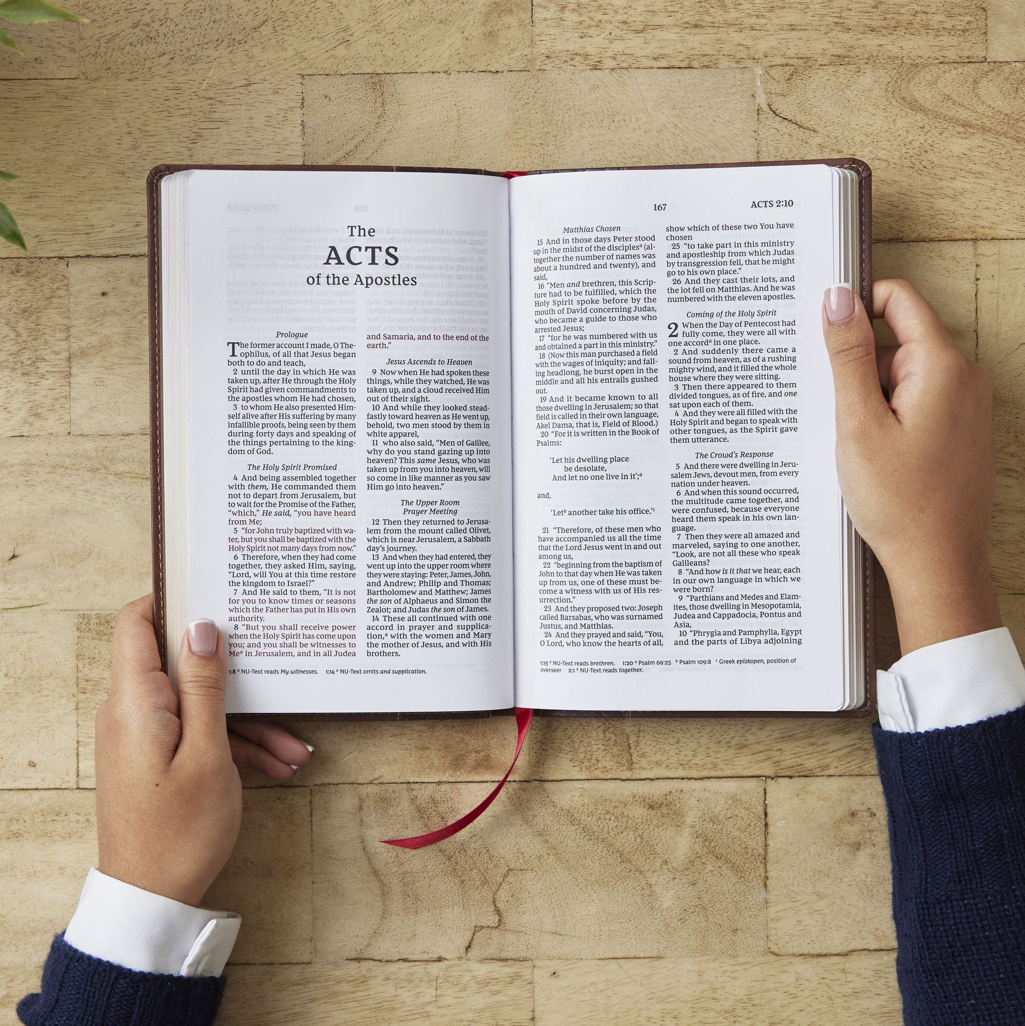 NKJV, Personal Size New Testament, Black Genuine Leather, Red Letter, Comfort Print