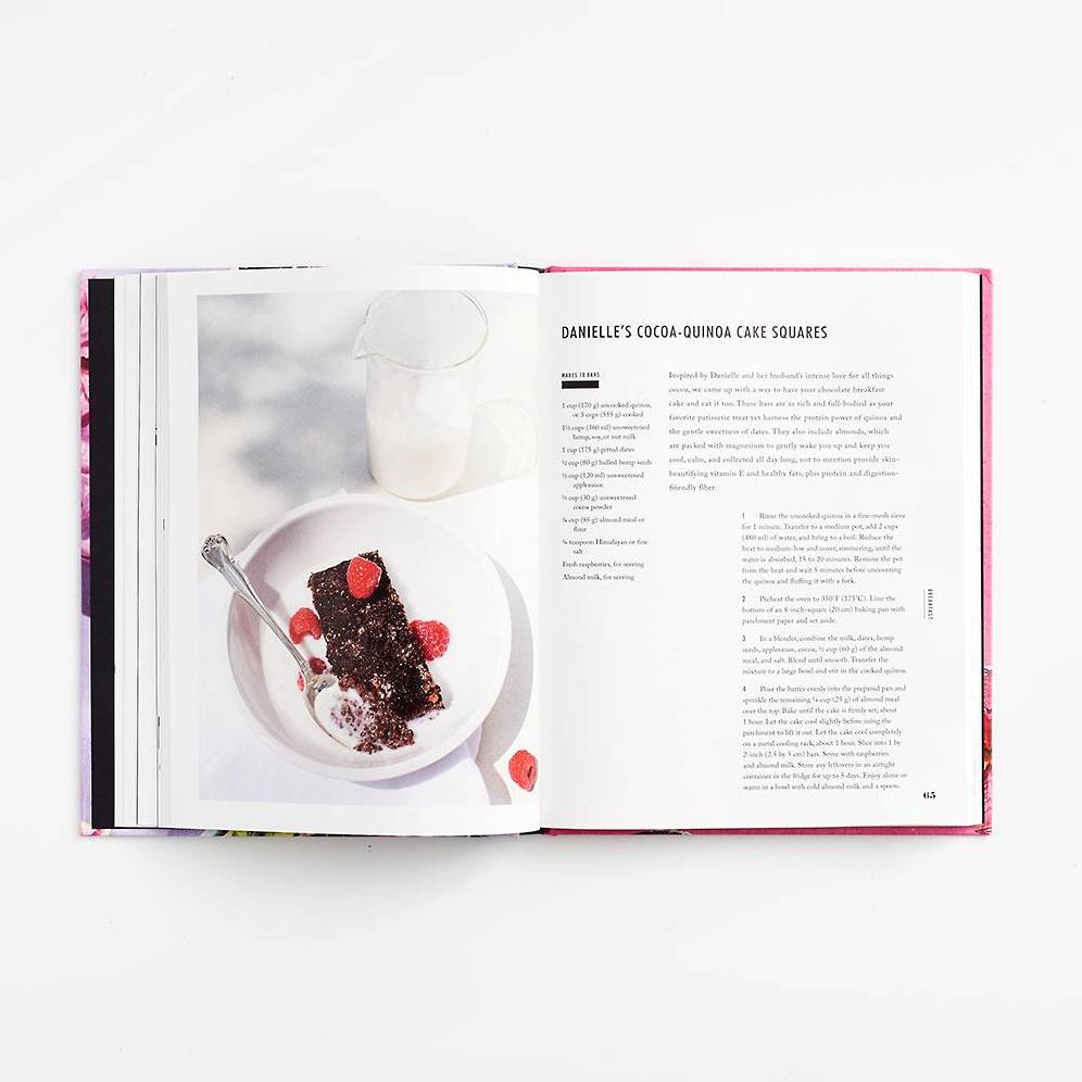 Eat Clean, Play Dirty: Recipes for a Body and Life You Love by the Founders of Sakara Life