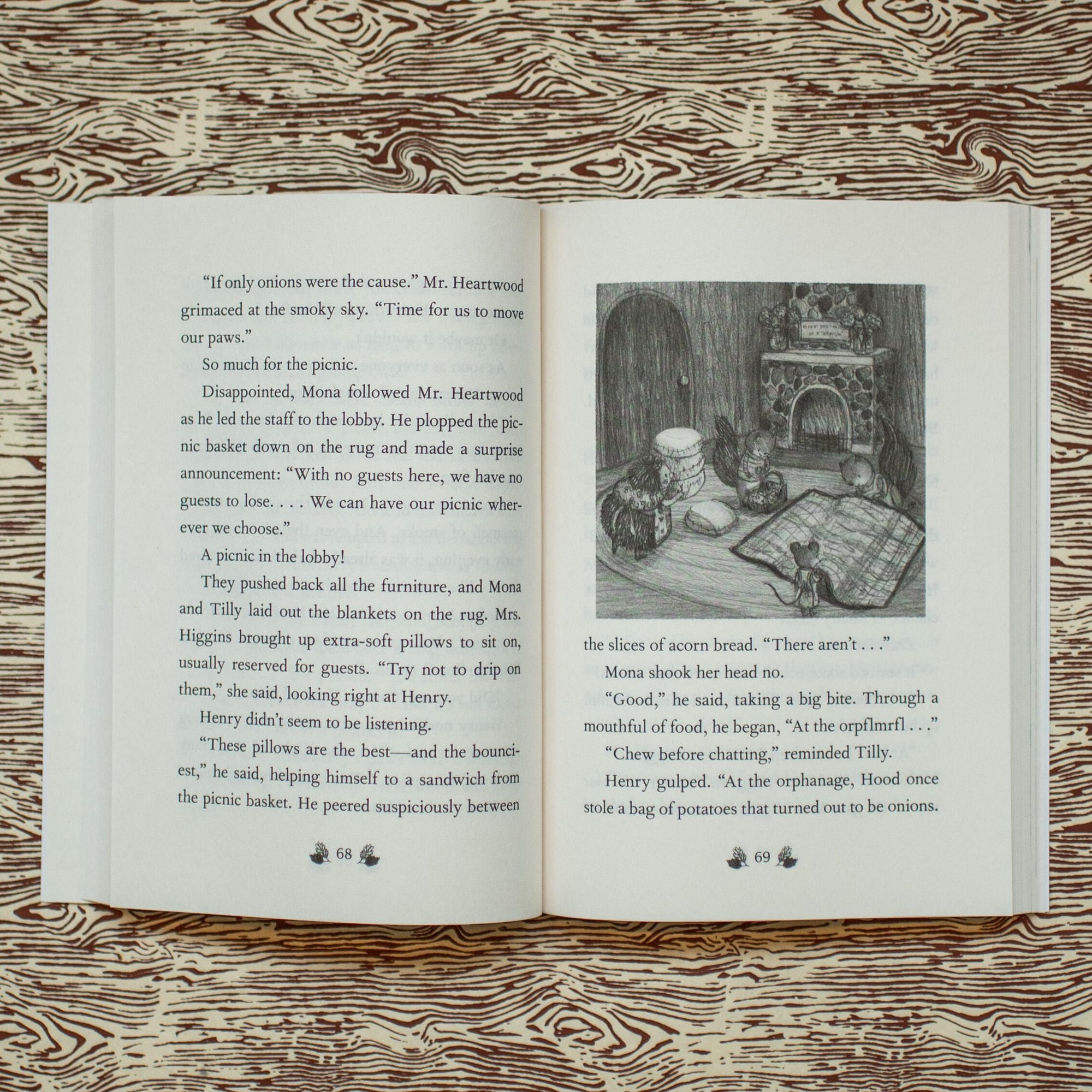 Home Again (Heartwood Hotel #4)