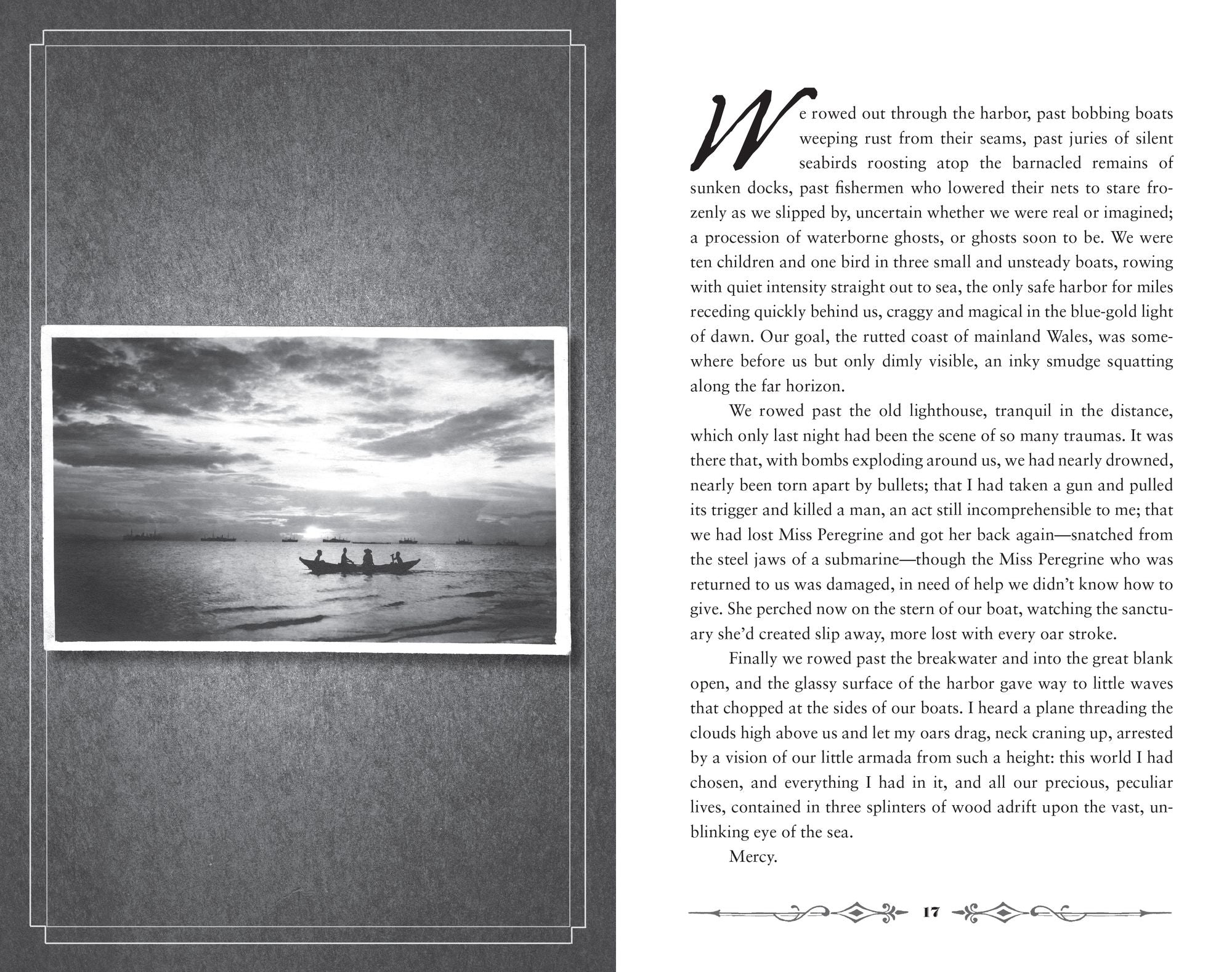 Hollow City (Miss Peregrine's Peculiar Children Series #2)