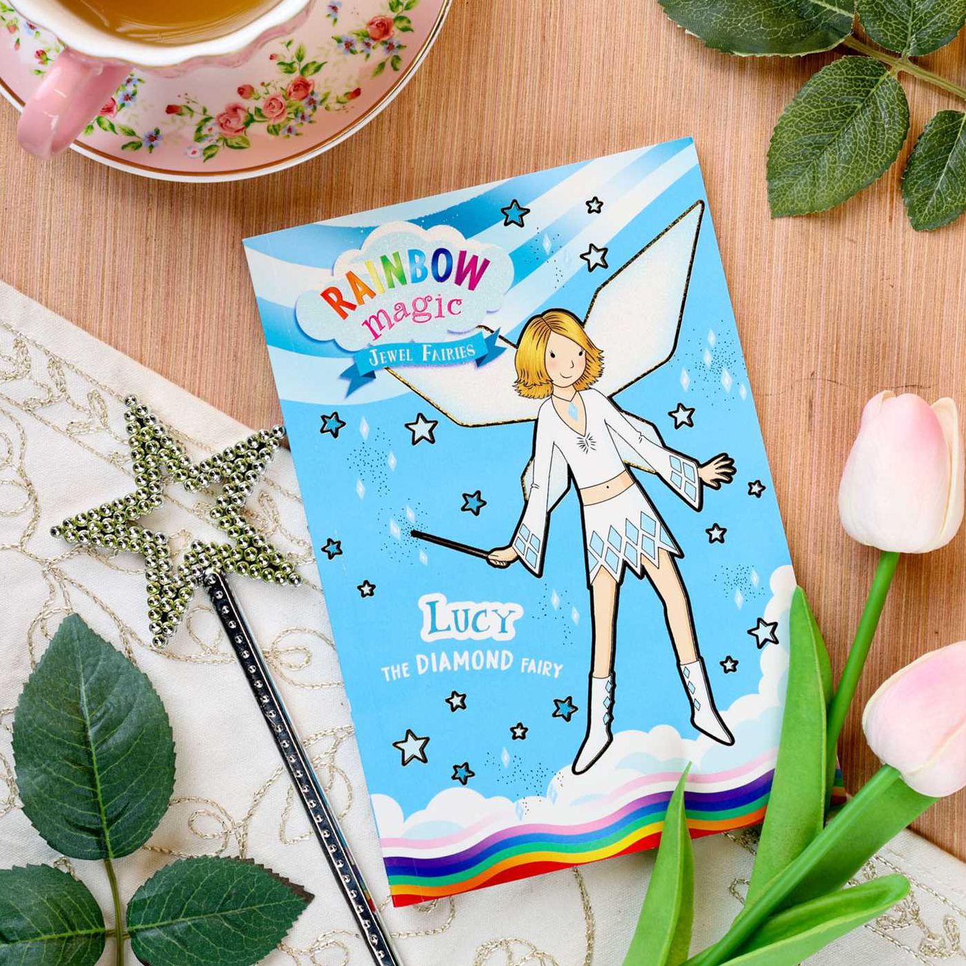 Rainbow Magic Jewel Fairies #7: Lucy the Diamond Fairy