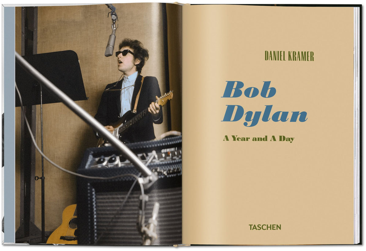 Daniel Kramer. Bob Dylan. A Year and a Day