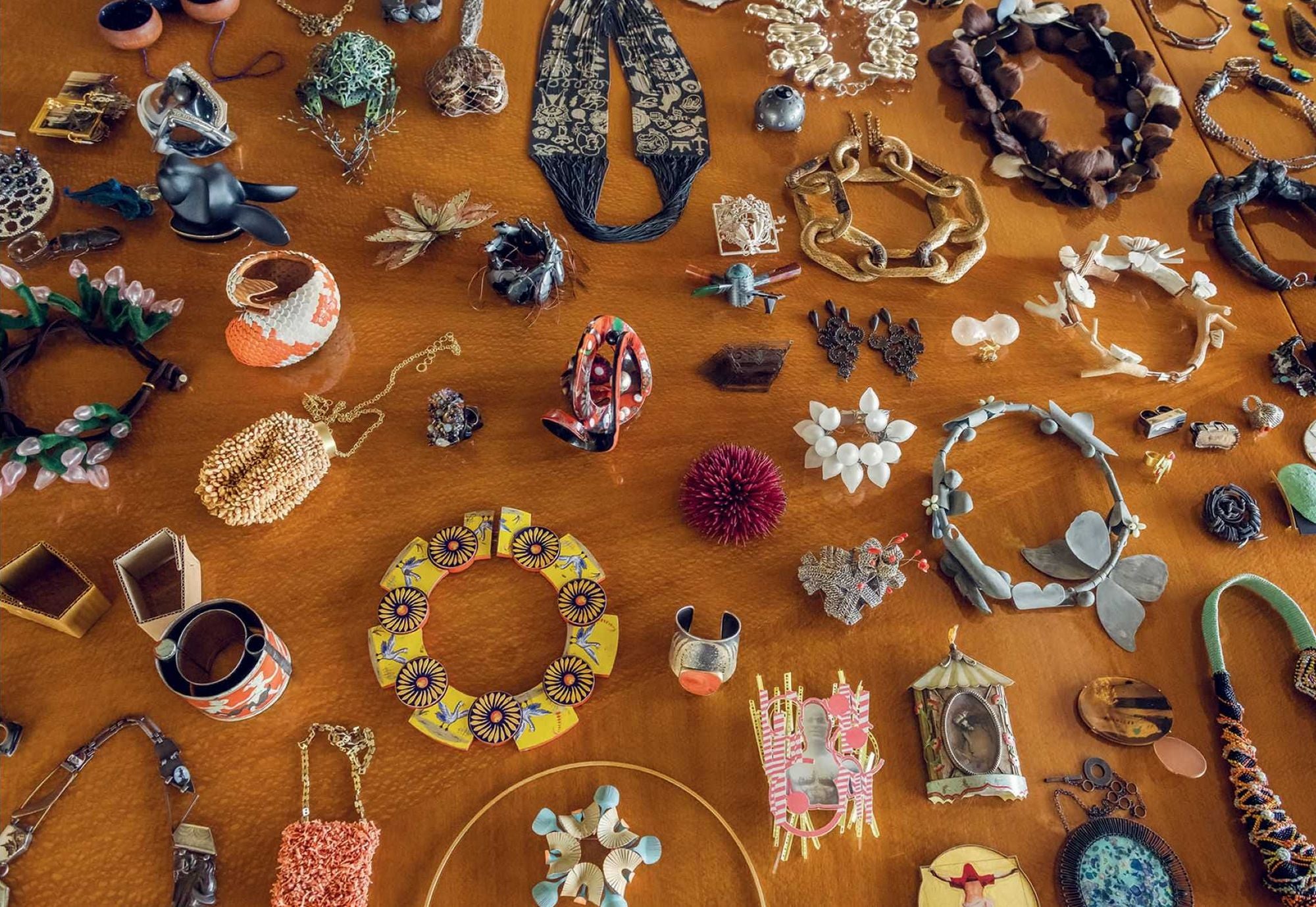 Feast: Contemporary Jewelry from the Susan Beech Collection
