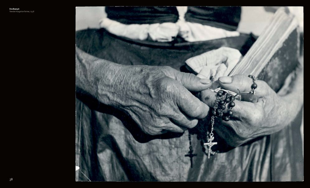 Pioneers: Photography by Women