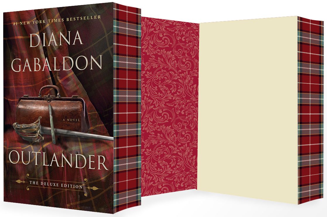 Outlander (Deluxe Edition): A Novel
